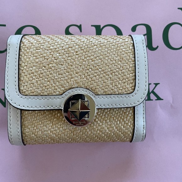 kate spade Audrey Small Wallet - Picture 1 of 4